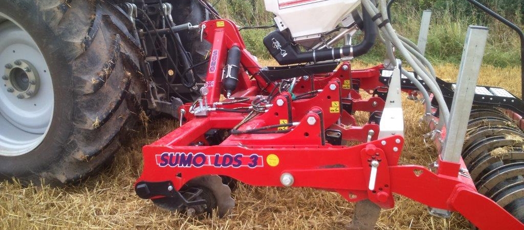 Sumo-seeder-unit-and-subsoiler