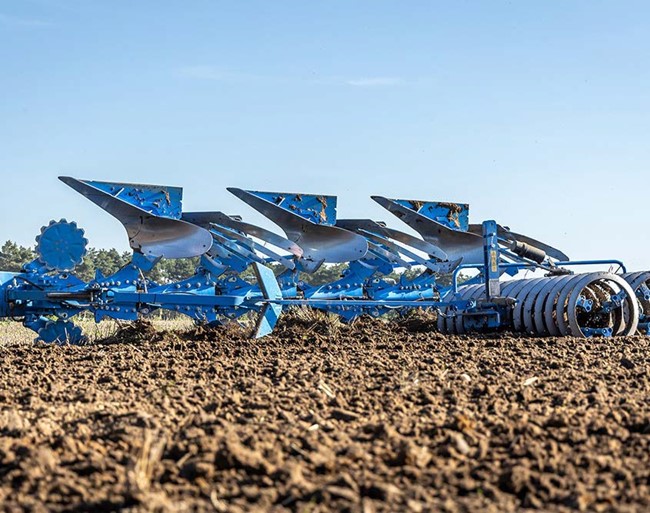 Carbon tillage plough